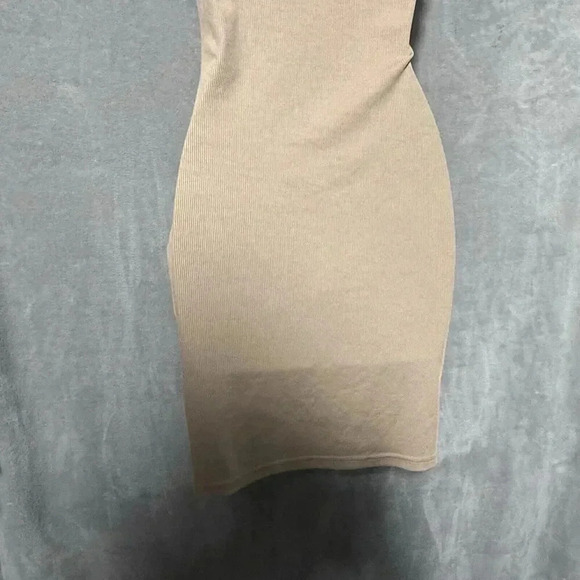 SHEIN Cut Out Cream Mini Dress Form Fitting Sleeveless Party Casual Sz Small - Picture 7 of 8